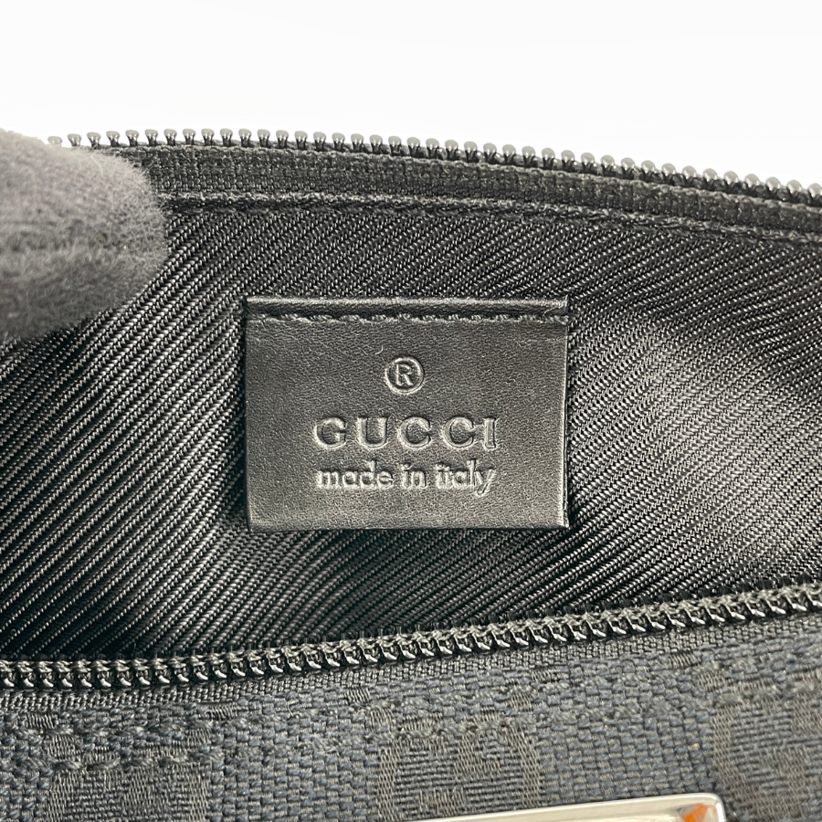 GUCCI アクセサリーポーチ GGキャンバス