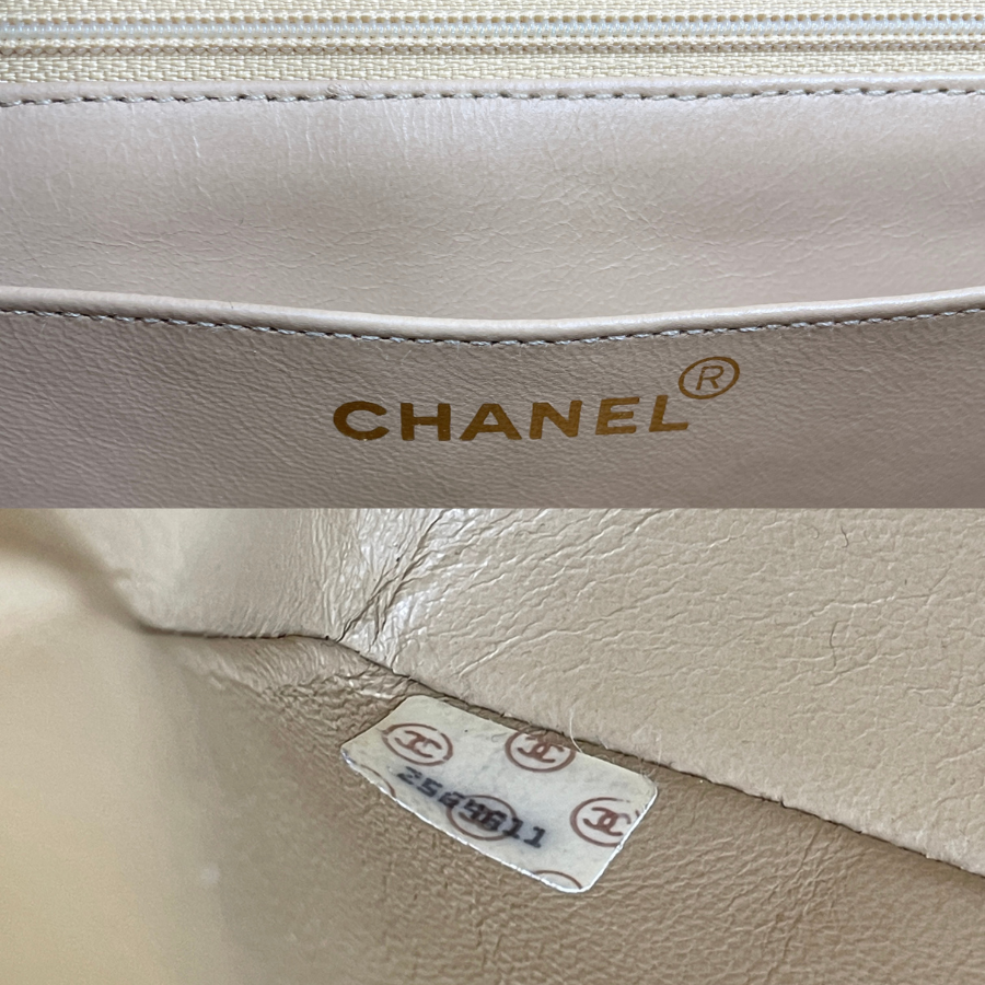 CHANEL マトラッセ ショルダーバッグ ラムスキン ベージュ