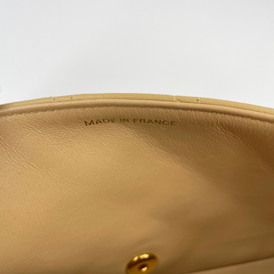 CHANEL マトラッセ ショルダーバッグ ラムスキン ベージュ