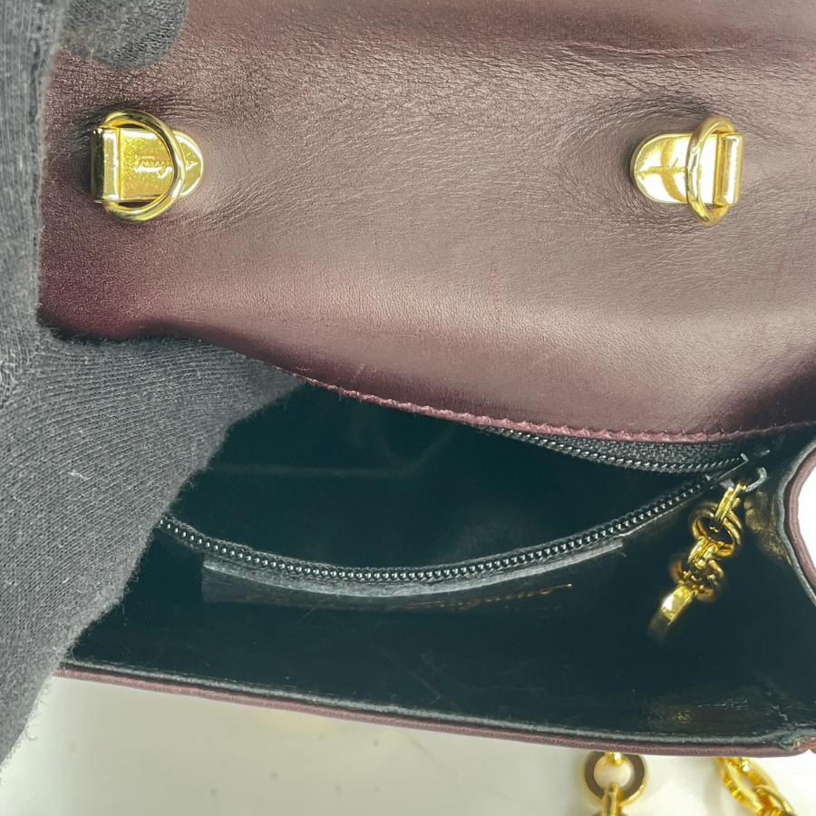 Ferragamo ガンチーニ ショルダーバッグ レザー