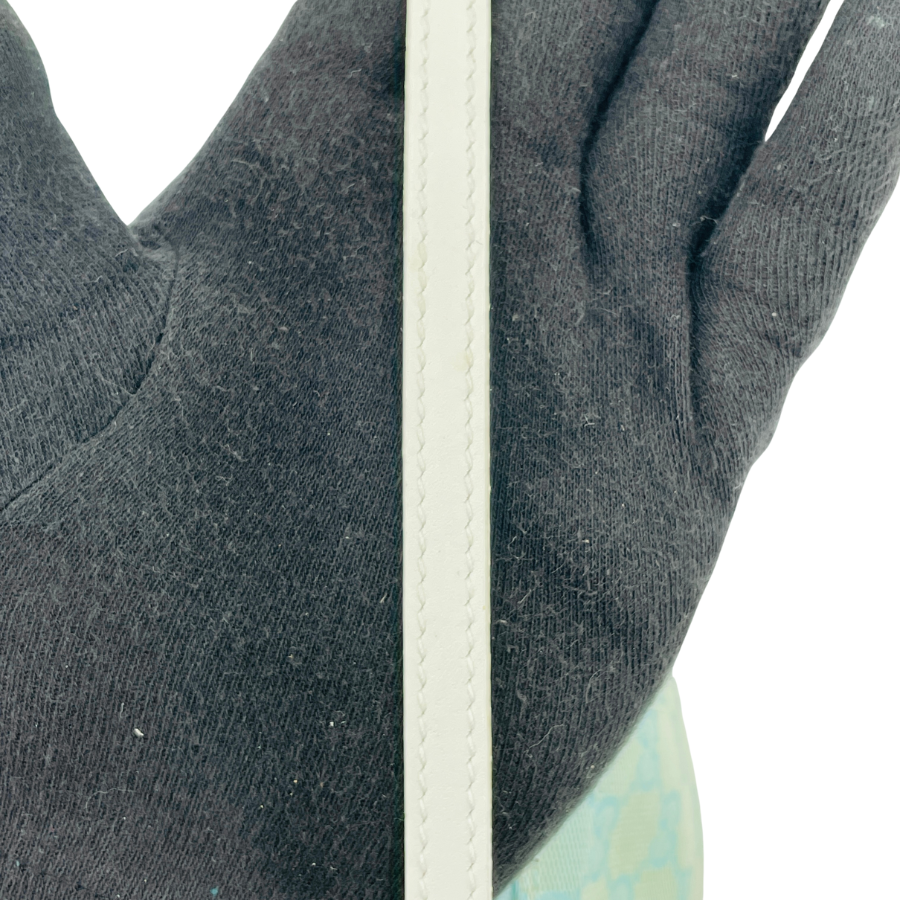 GUCCI GGキャンバス アクセサリーポーチ