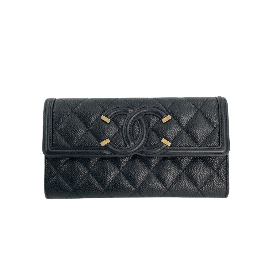 CHANEL キャビアスキン フィリグリー