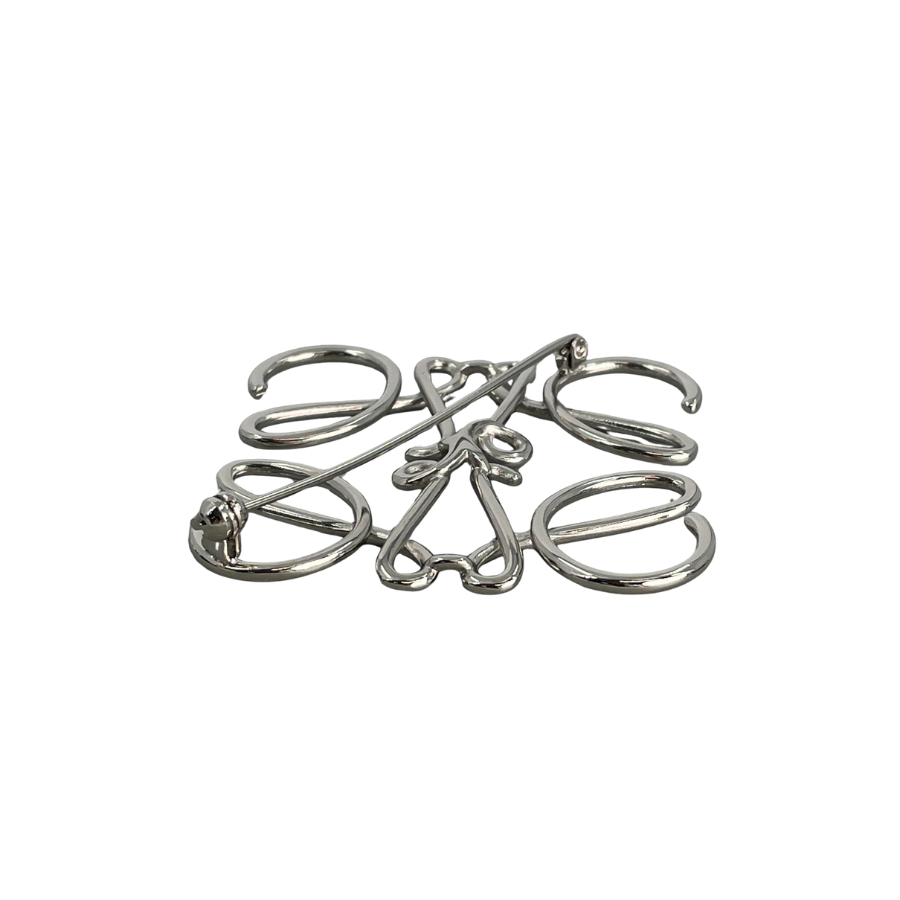 LOEWE ブローチ ロゴ