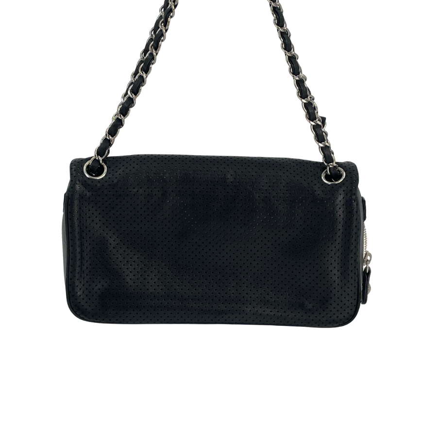 CHANEL チェーンショルダー バッグ パンチング