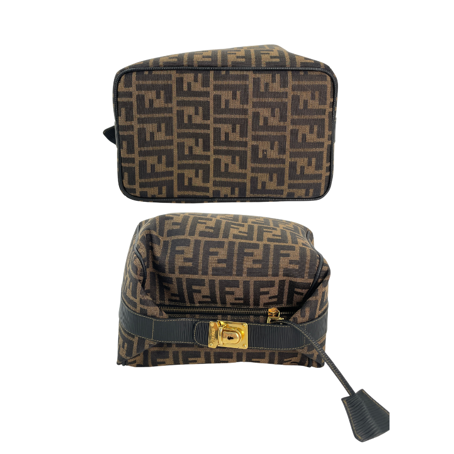 FENDI ズッカ ワンショルダーバッグ