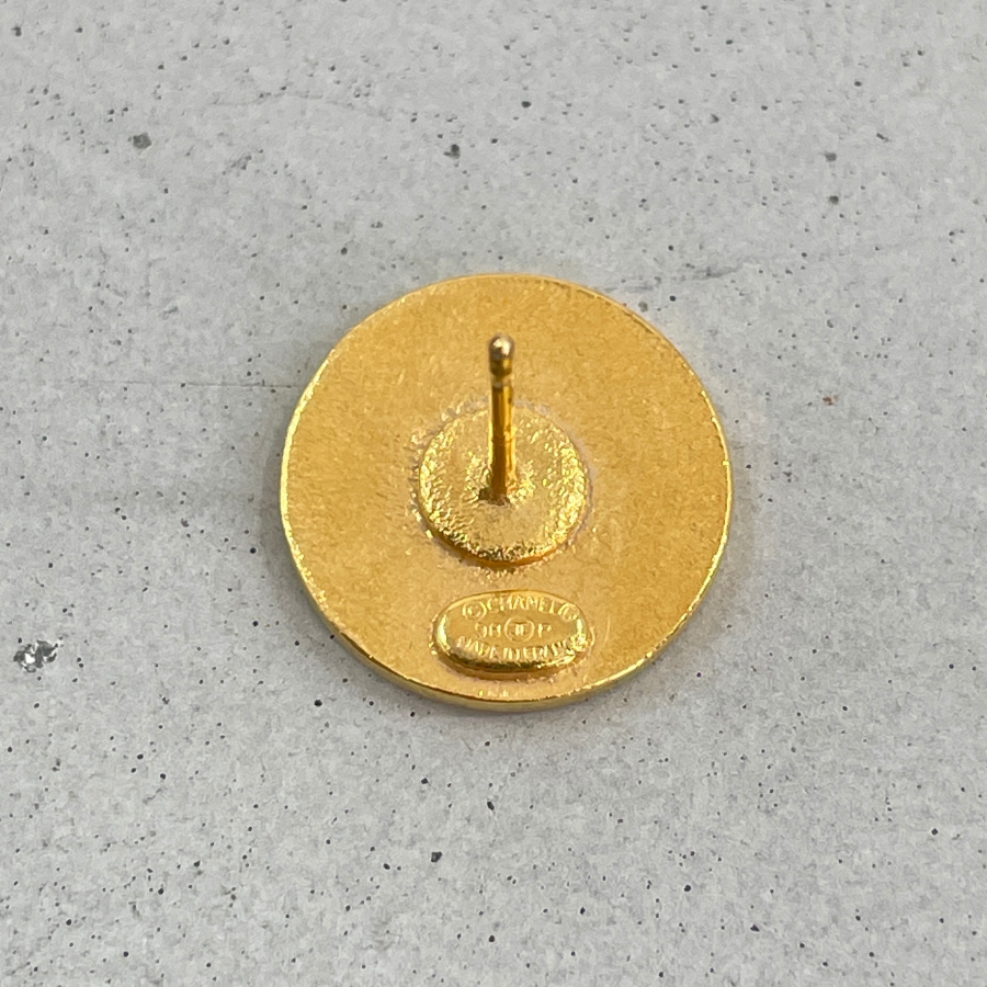 CHANEL ピアス ピン風ピアス