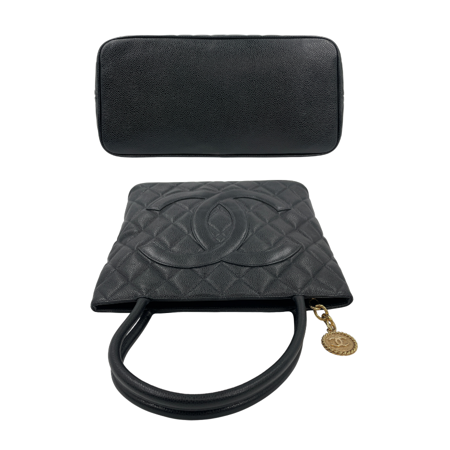 CHANEL キャビアスキンデカココマーク Wチェーントートバッグ