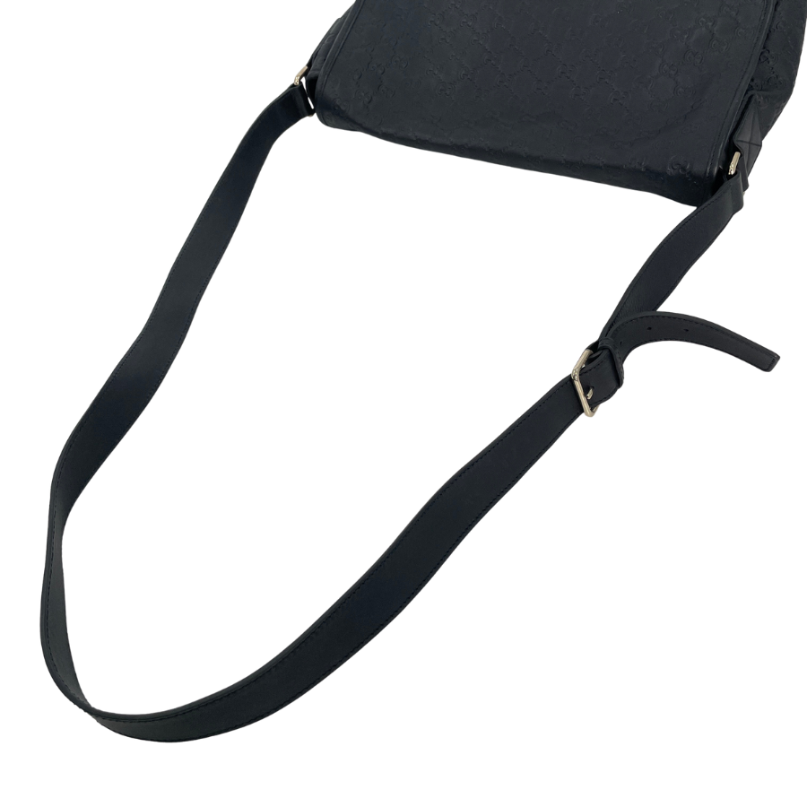 GUCCI グッチシマ レザー ショルダーバッグ ブラック