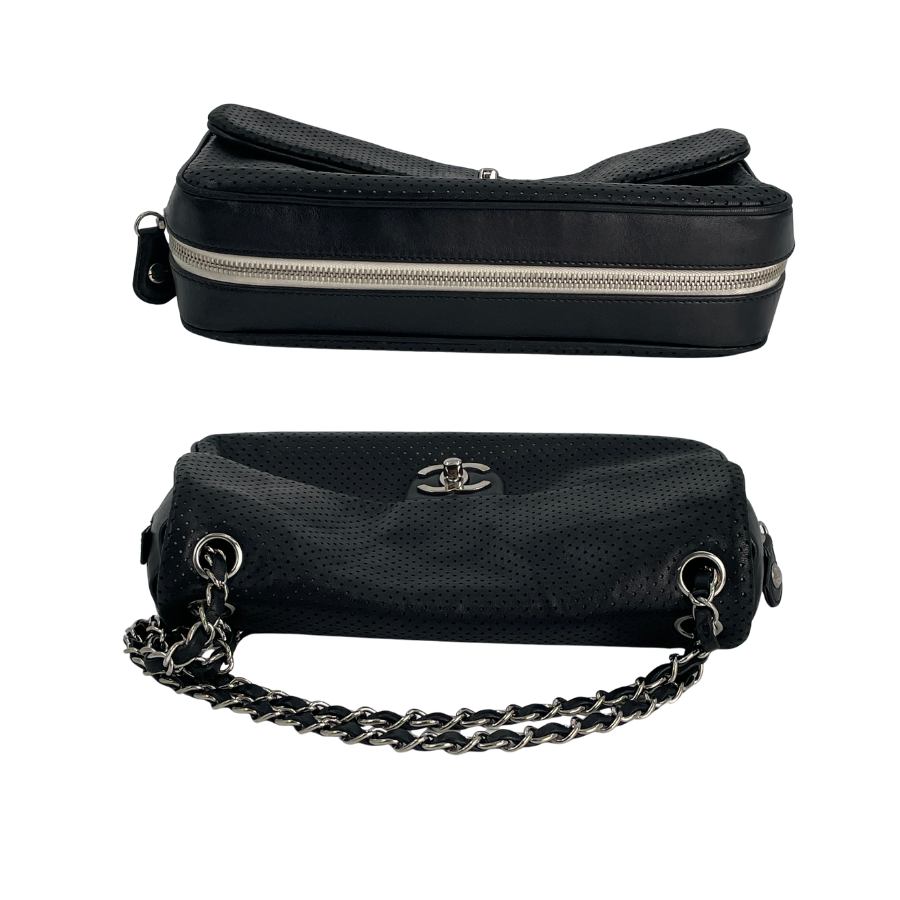 CHANEL チェーンショルダー バッグ パンチング