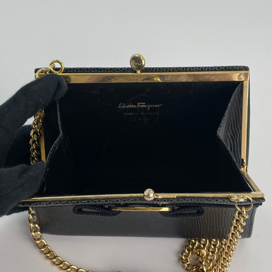 Ferragamo チェーンショルダー