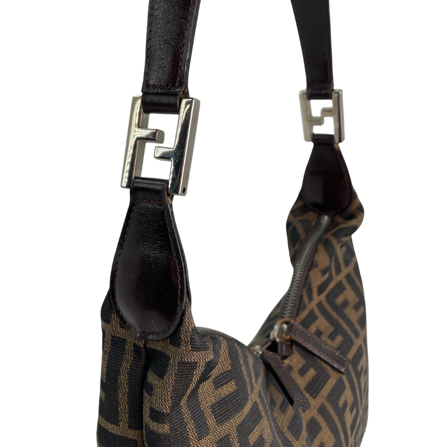 FENDI ズッカ ショルダーバッグ