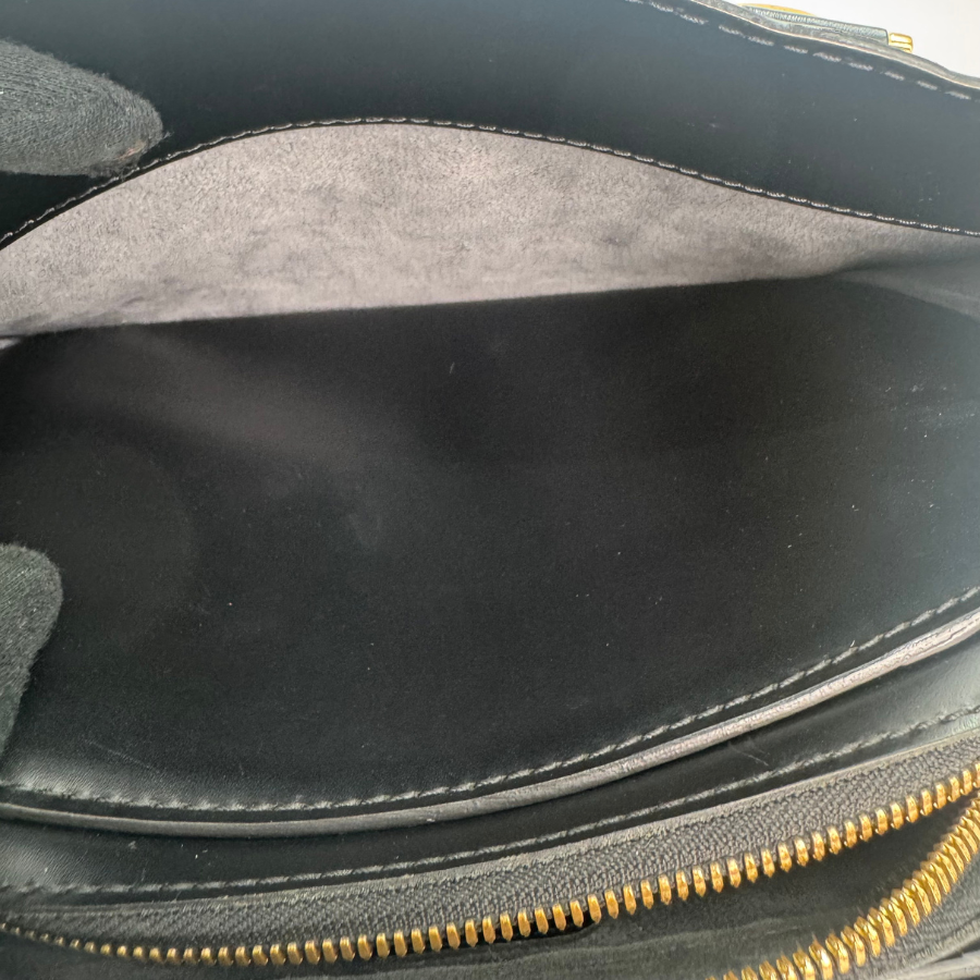 LOUIS VUITTON エピ ブラック