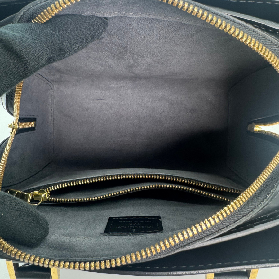 LOUIS VUITTON エピ ブラック