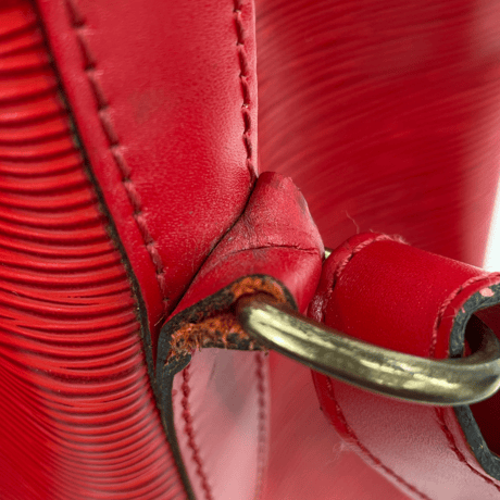 LOUIS VUITTON ショルダーバッグ エピ プチ・ノエ