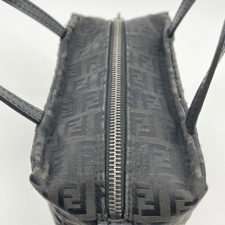 FENDI ズッキーノ ハンドバッグ