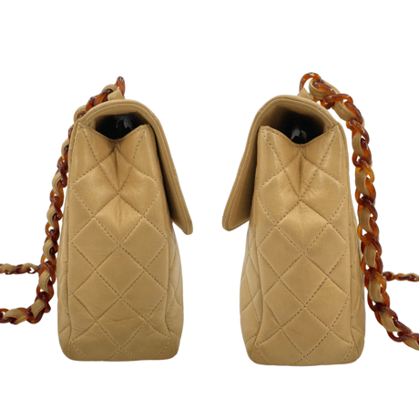 CHANEL ショルダーバッグ
