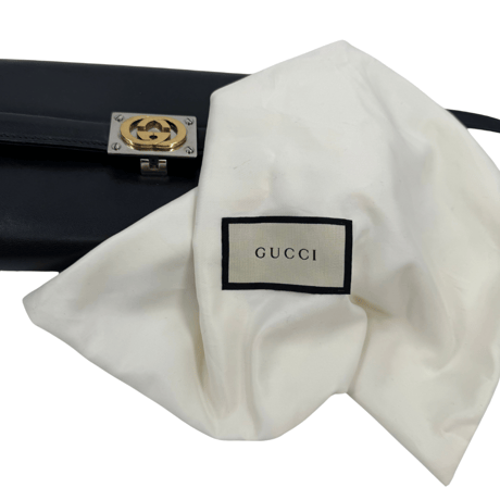 GUCCI インターロッキング レザー ショルダーバッグ