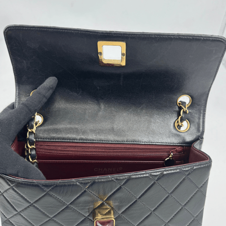 CHANEL マトラッセ ショルダーバッグ