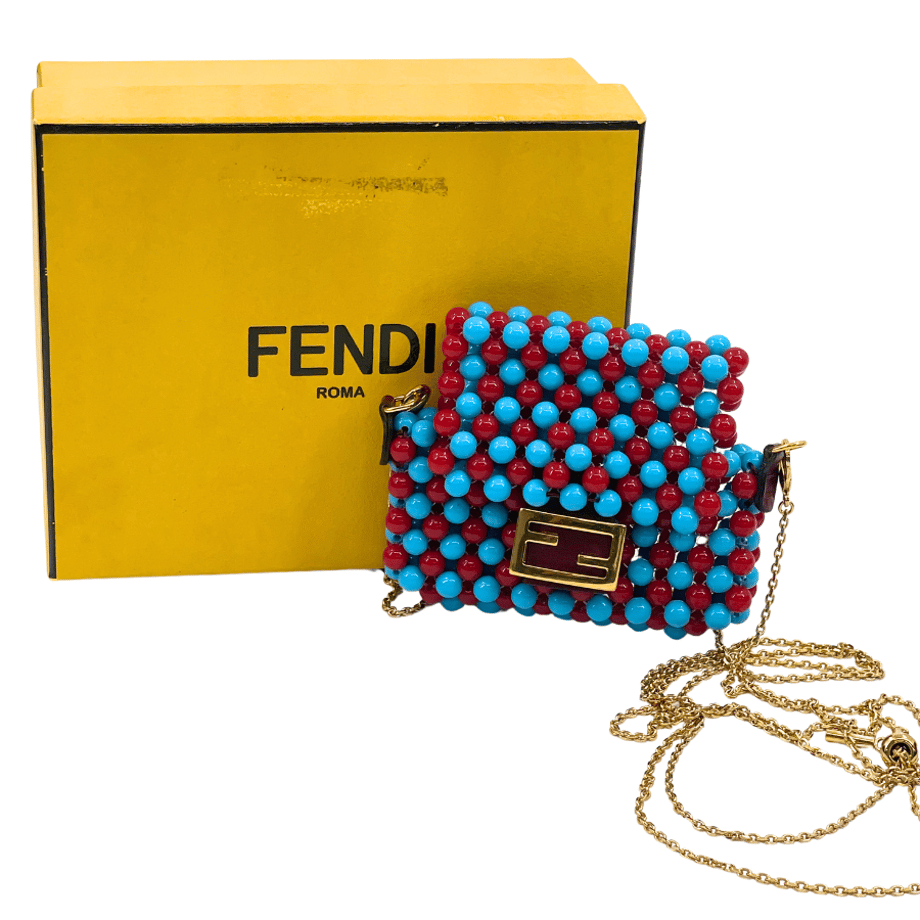 FENDI イヤホンケース チェーンショルダー