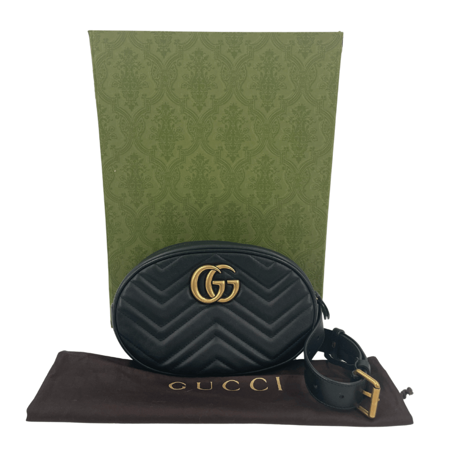 GUCCI ボディーバッグ