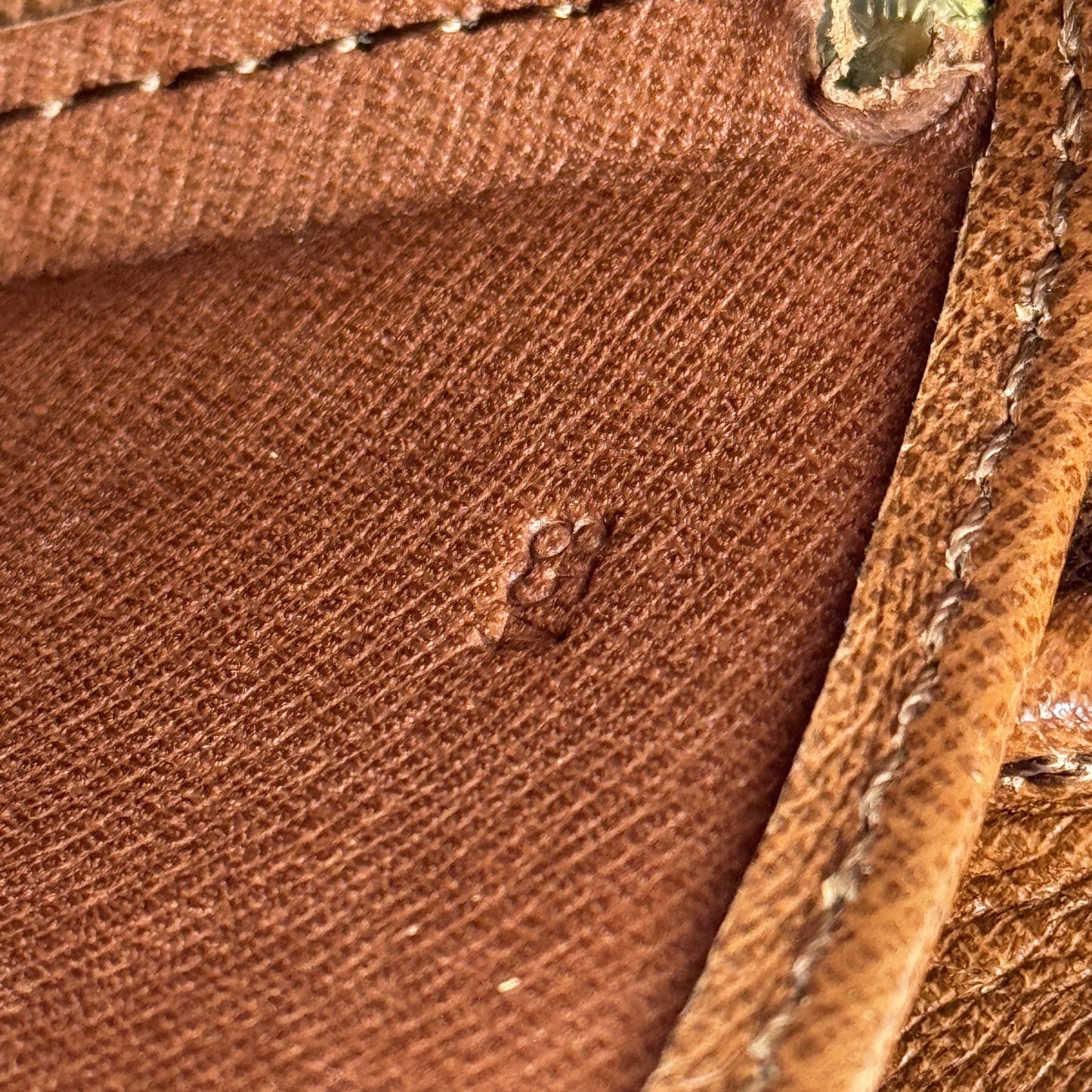 LOUIS VUITTON モノグラム カルトシエール MM ショルダーバッグ M51253