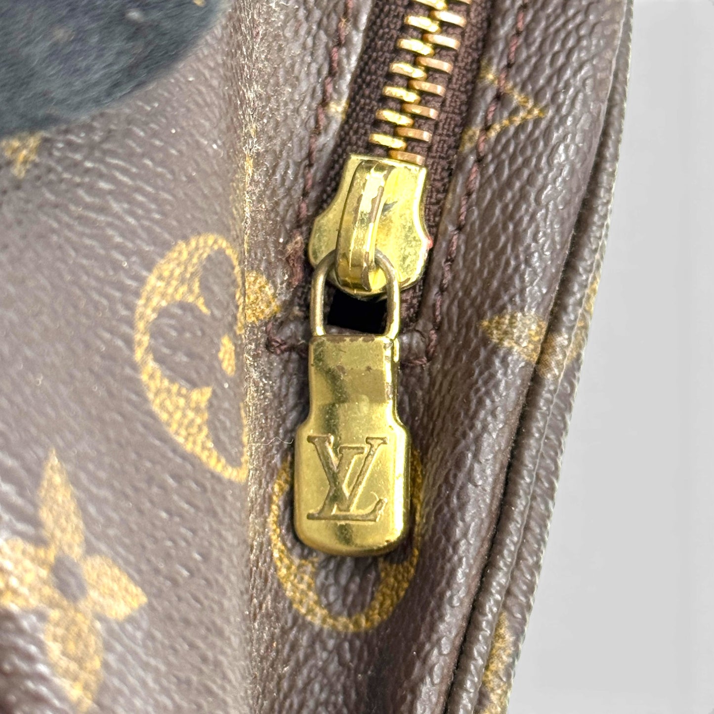 LOUIS VUITTON モンスリGM モノグラムキャンバス リュックサック M51135