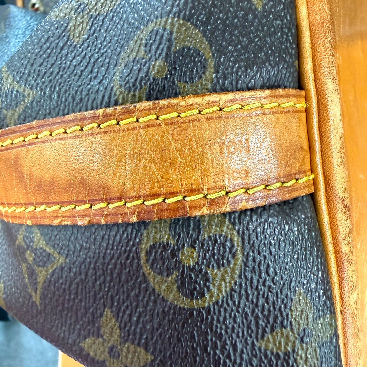 LOUIS VUITTON プチ・ノエ モノグラムキャンバス ブラウン 巾着 ショルダーバッグ M42226