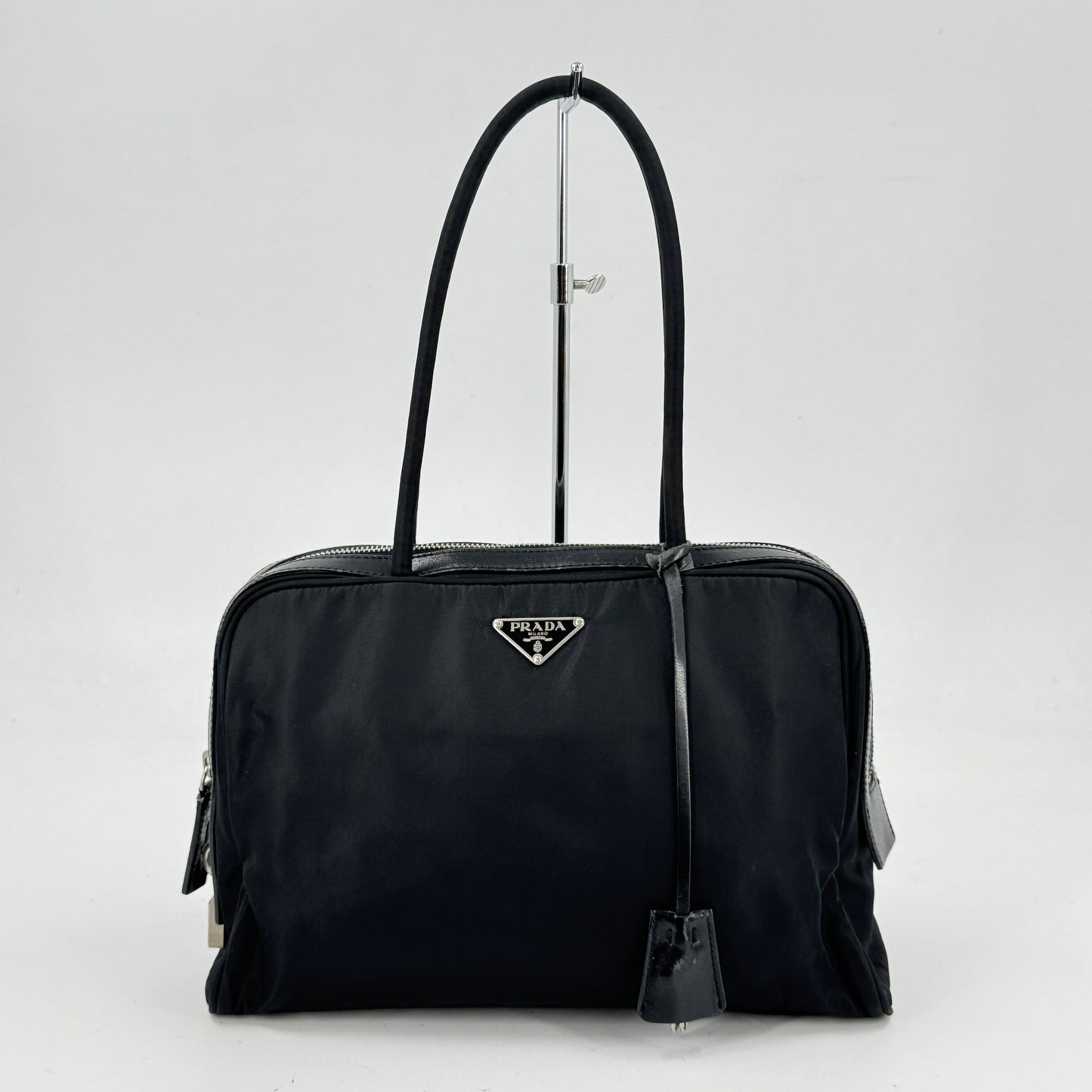 PRADA ミラノ テスート ナイロン ブラック ハンドバッグ