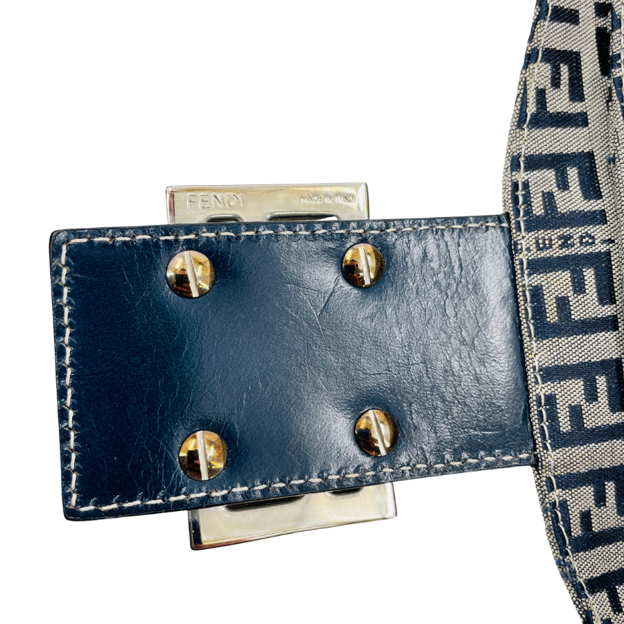 FENDI ズッキーノ マンマバケット