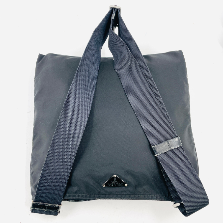 PRADAショルダー　ナイロン×レザー　黒　付け根スレ