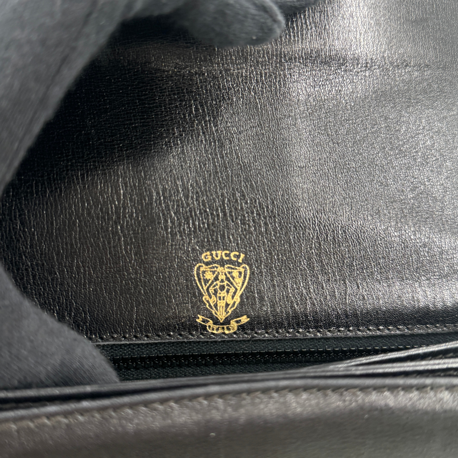 GUCCI　ショルダーバッグ　ブラック