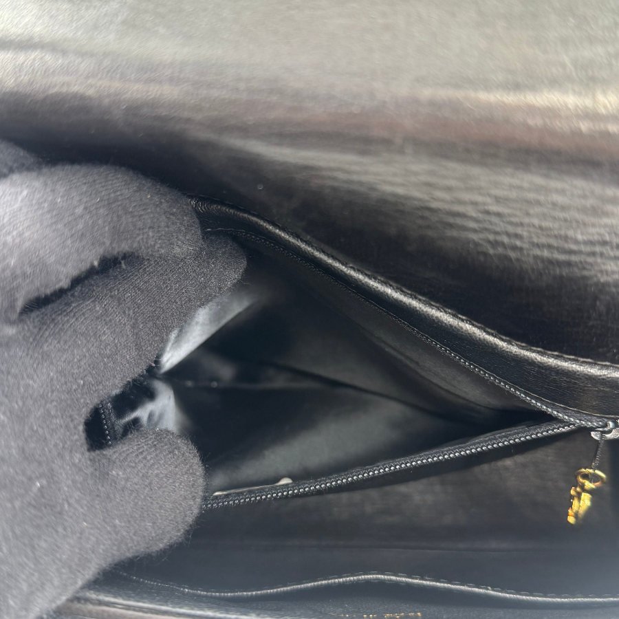 CHANEL　ショルダー　ラムスキン