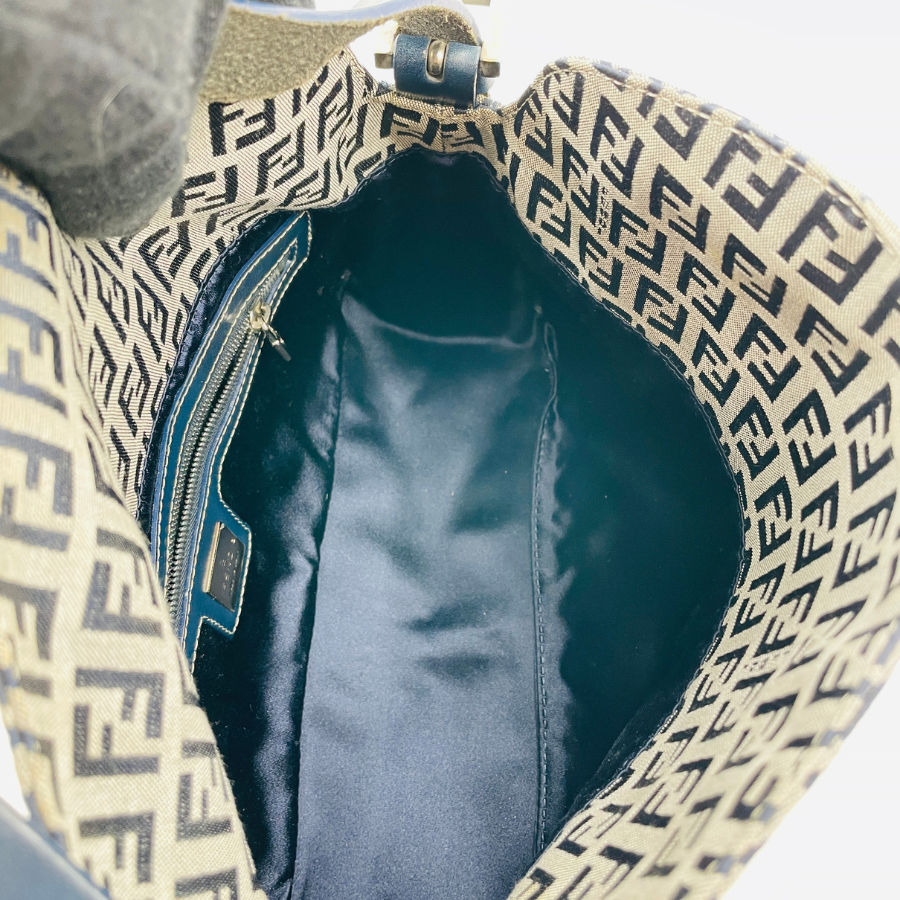 FENDI ズッキーノ マンマバケット