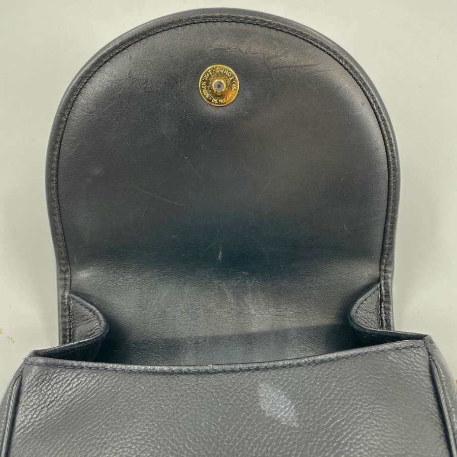 GUCCI　インターロッキングロゴショルダー