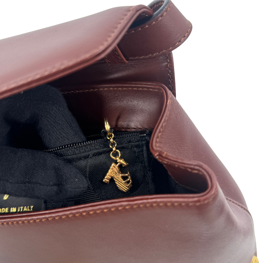 Ferragamo　ショルダーバッグ　レザー　ブラウン