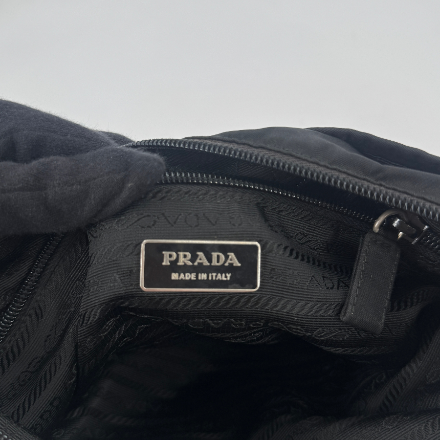 PRADA　スポーツ　ショルダー　テスート