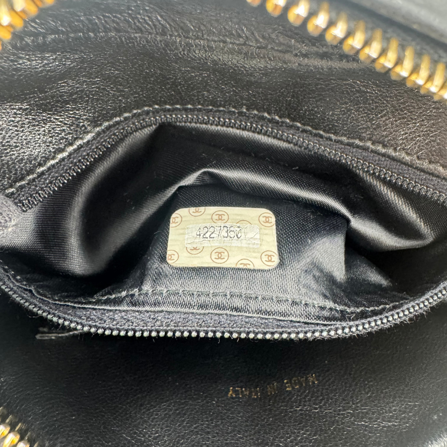 CHANEL　ハンドバッグ　ラムスキン　ブラック