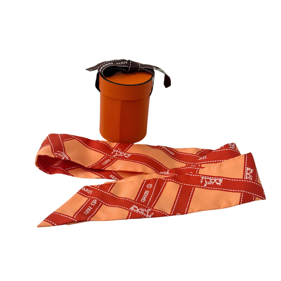 HERMES　ツイリー　オレンジ