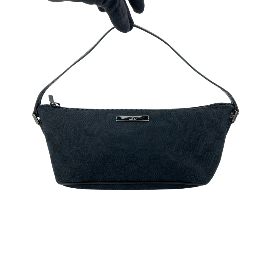 GUCCI　アクセサリーポーチ GGキャンバス