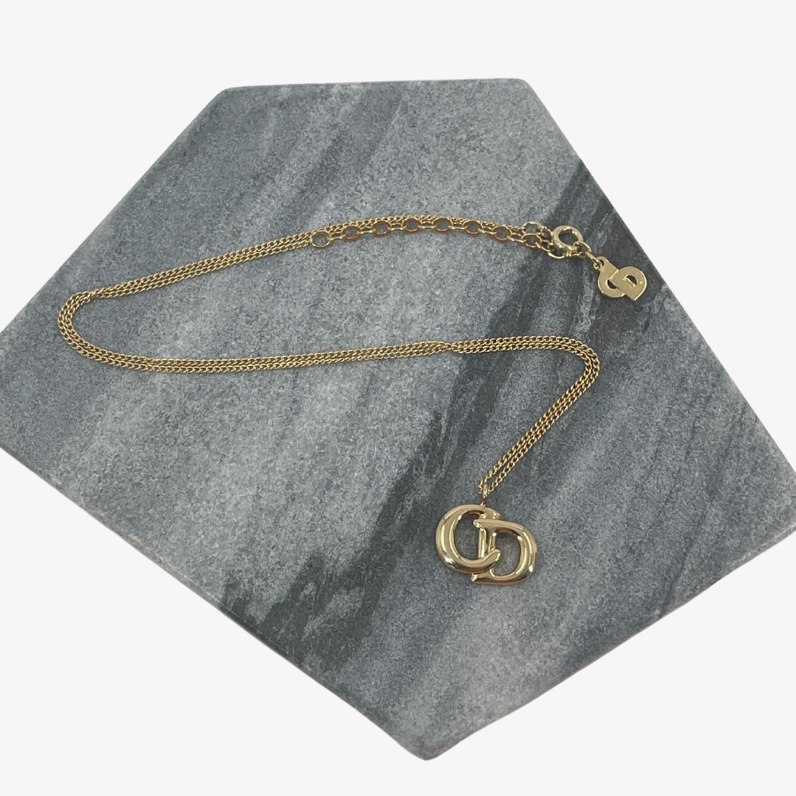 CHRISTIAN DIOR Initial Charm Gold Necklace