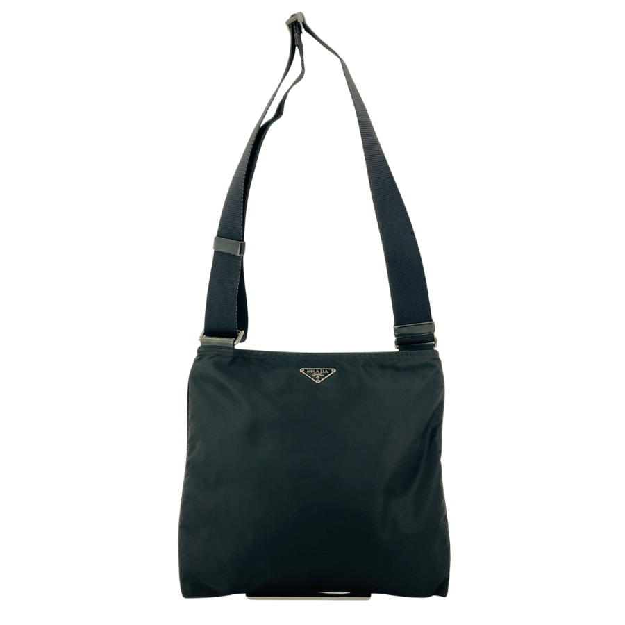 PRADAショルダー　ナイロン×レザー　黒　付け根スレ