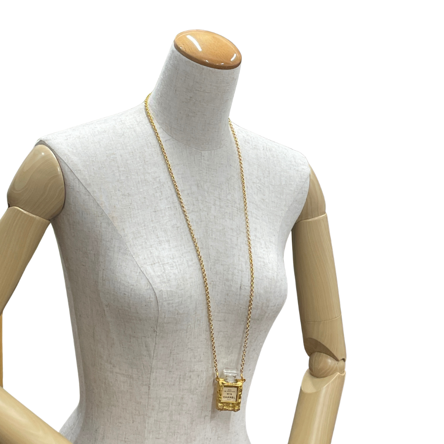 CHANEL　香水ケース　ネックレス