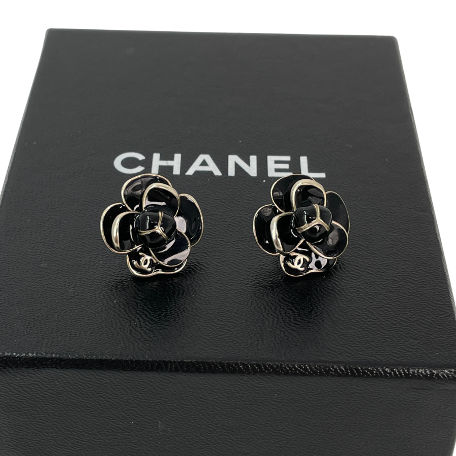 CHANEL　ピアス　ココカメリア　D19V刻印