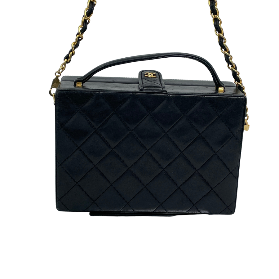 CHANEL　マトラッセ　ハンドバッグ　ラムスキン