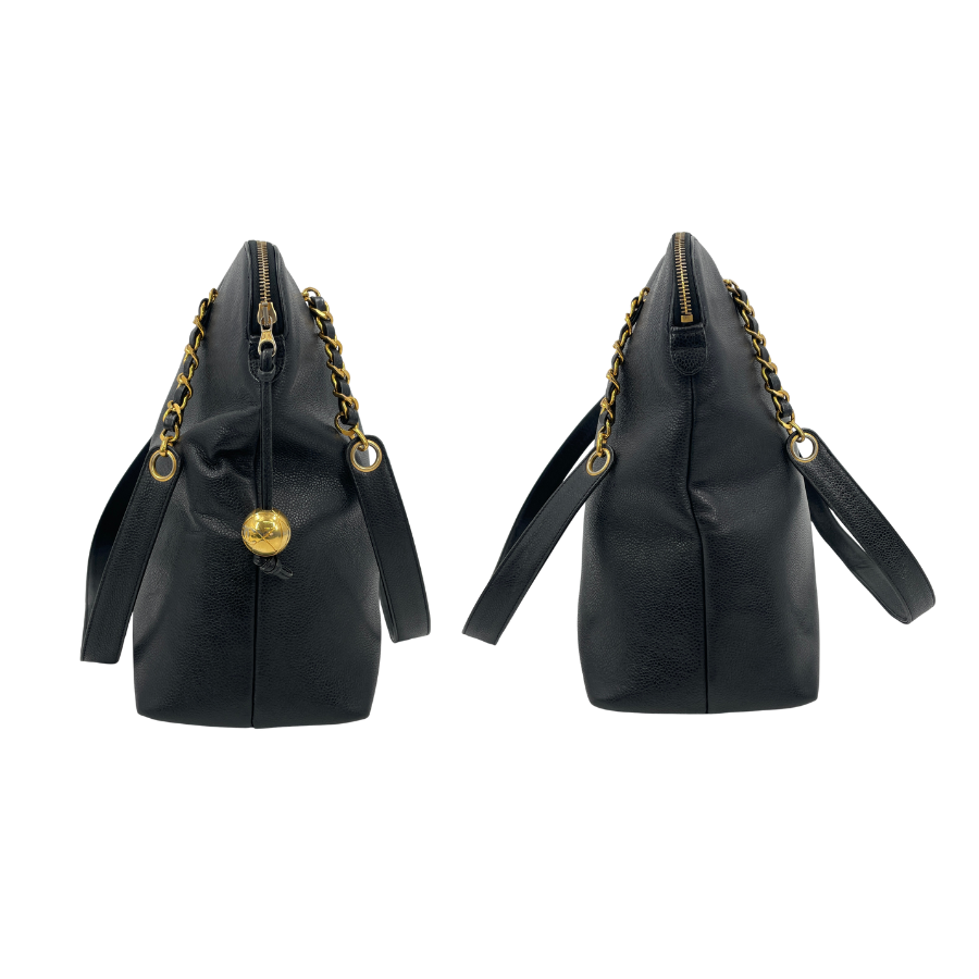 CHANEL　キャビアスキンデカココマーク　Wチェーントートバッグ