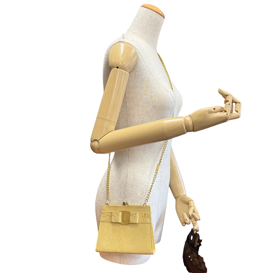 Ferragamo　ヴァラリザード　チェーンショルダーバッグ