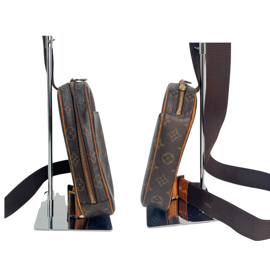 LOUIS VUITTON　ボディバッグ　モノグラム