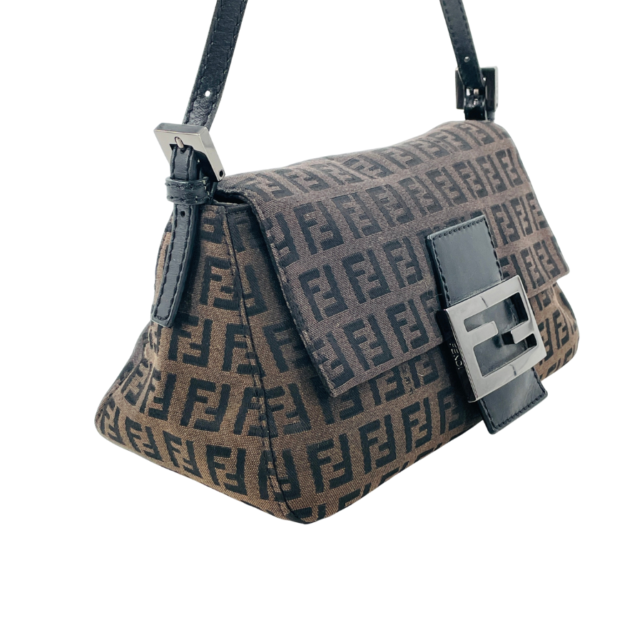 FENDI マンマバケット ワンショルダーバッグ