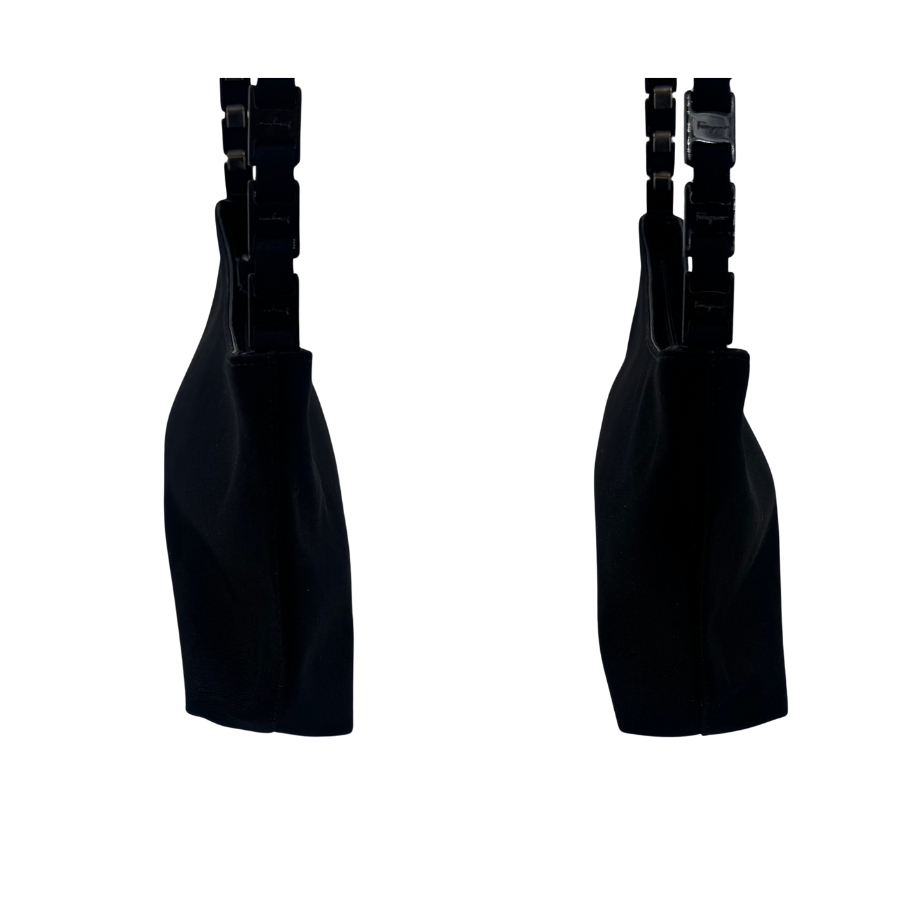 Ferragamo　ショルダーバッグ