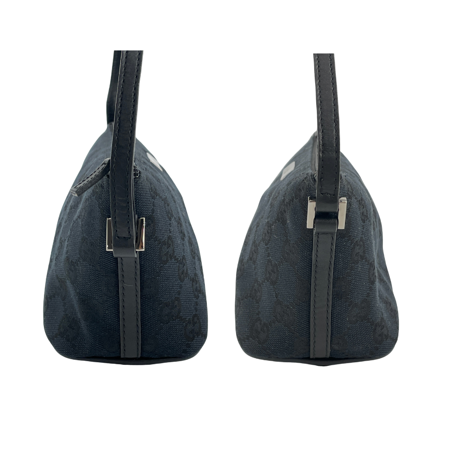 GUCCI　アクセサリーポーチ GGキャンバス